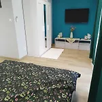 Mieszkanie Wakacyjne Na Wzgorzu